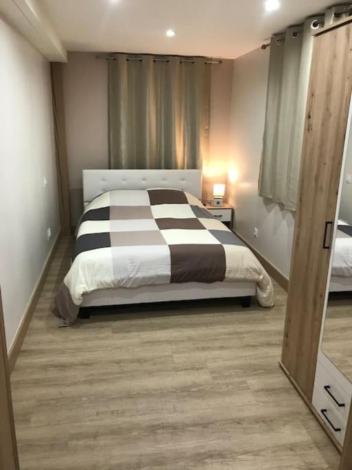 Paisible Logement Tout Equipe Pour 1 A 6 Personnes Ebersheim Exteriör bild